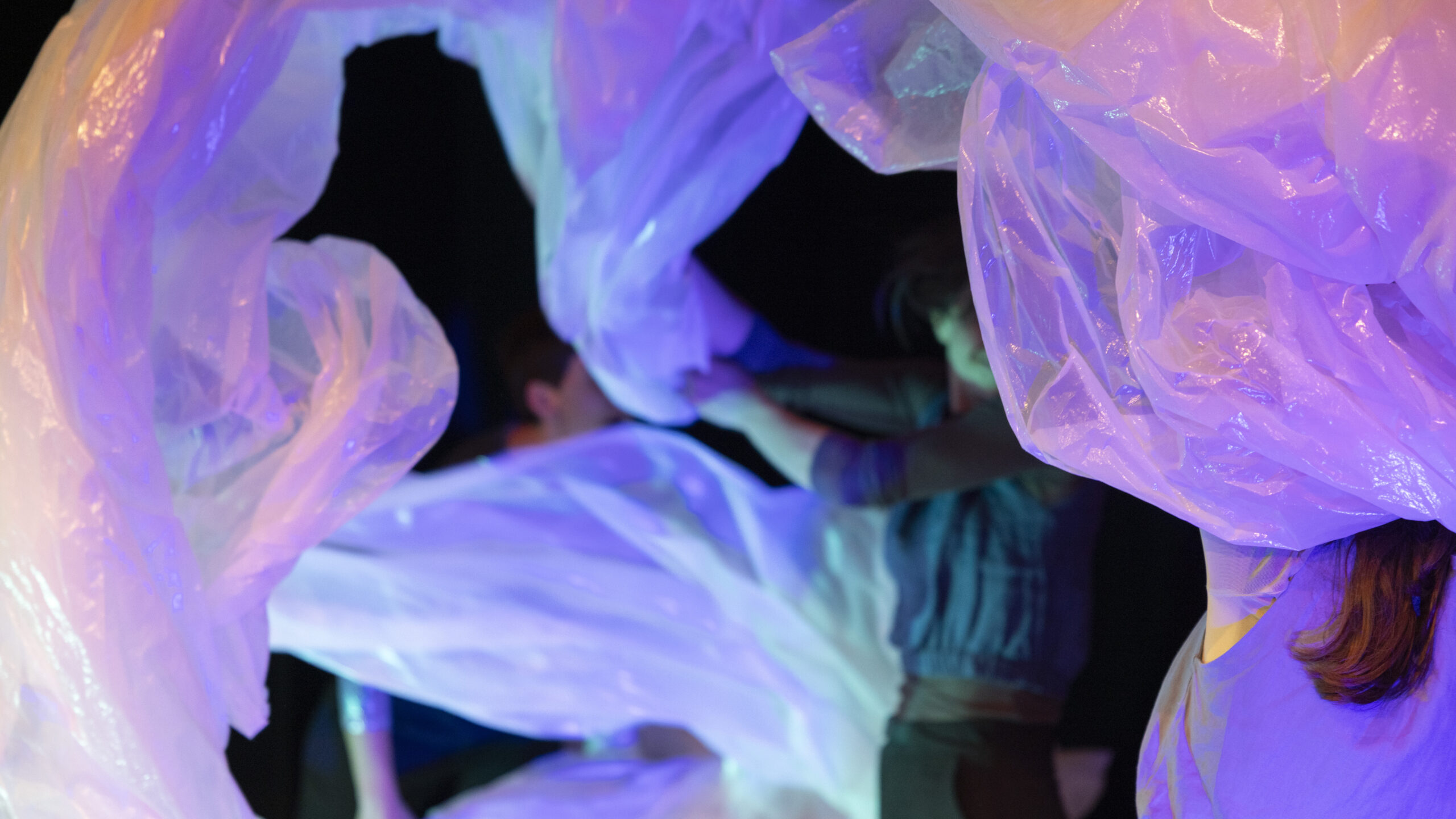 uantuzten theaterkollektiv