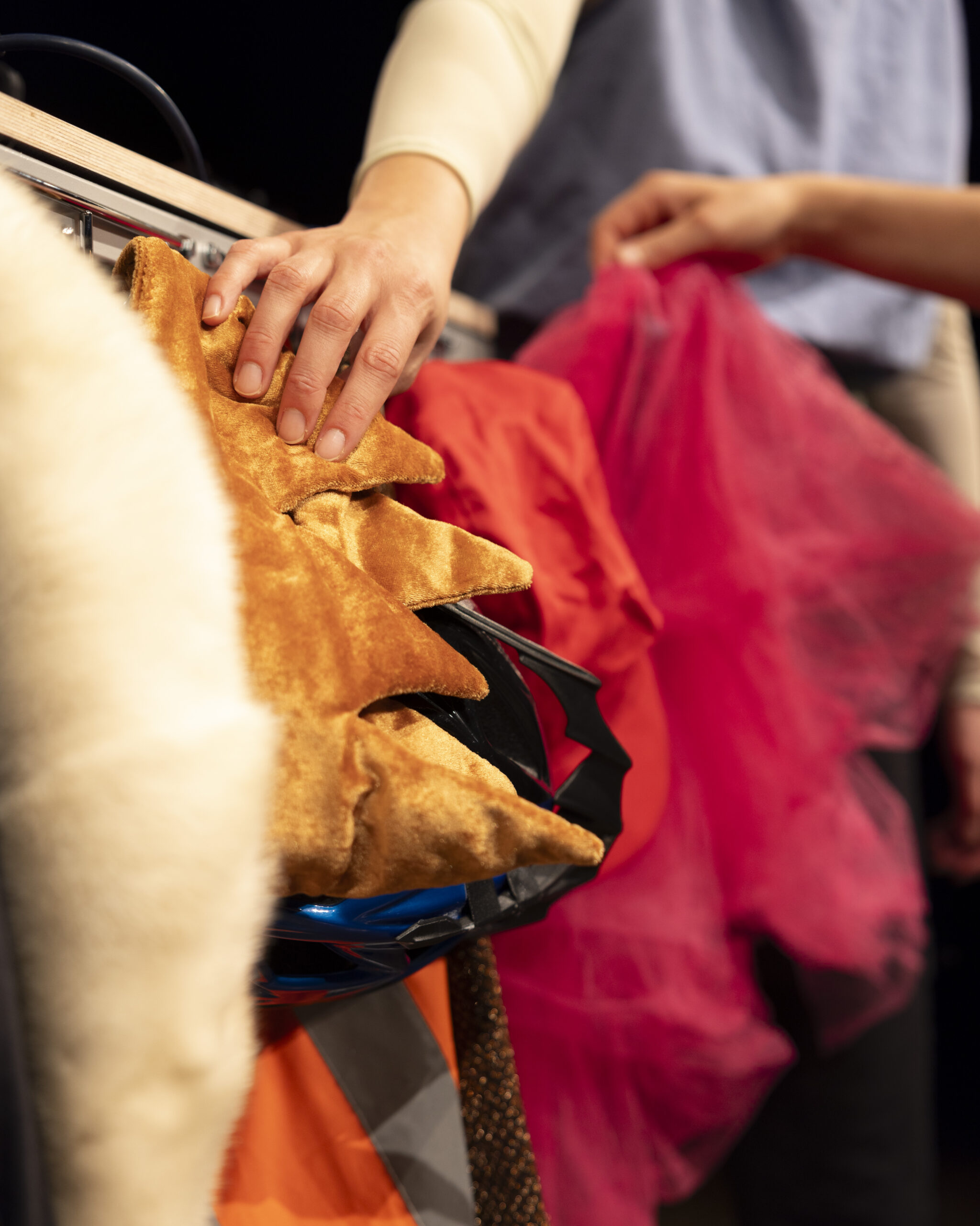 241029_Uantuzten_Einhorn_high_res_A_04 241029_Uantuzten_Einhorn_high_res_A_04